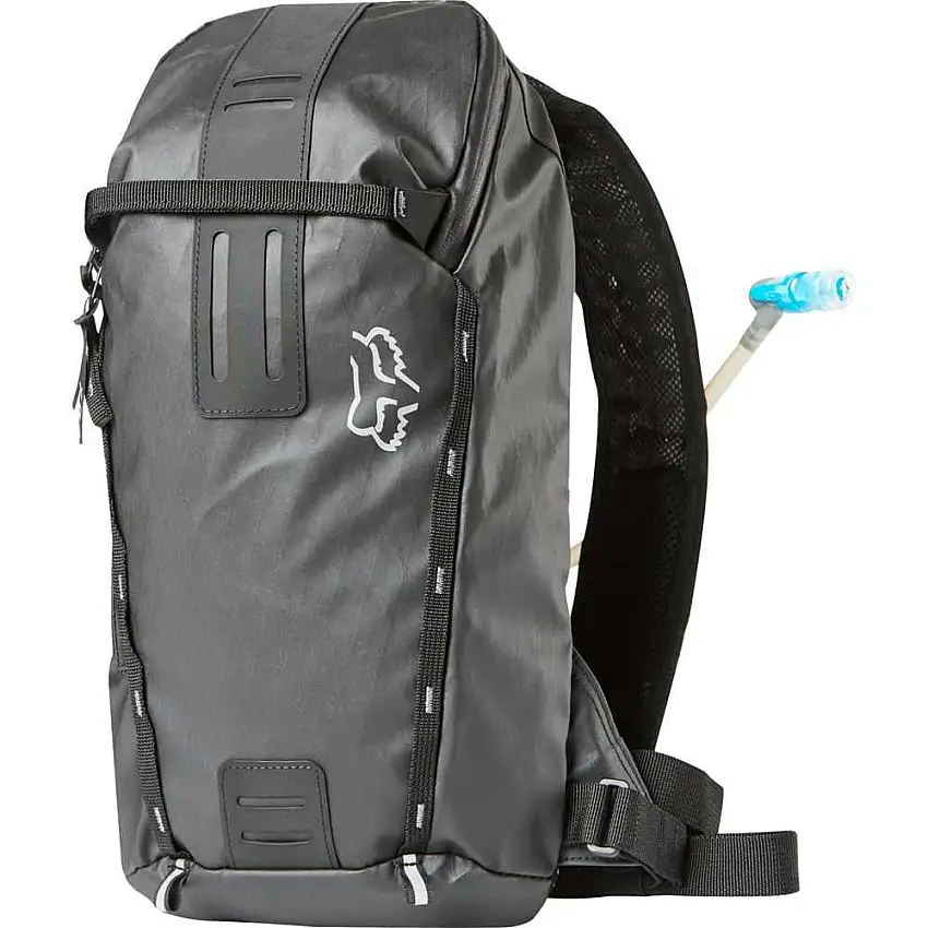 Ryggsäck Fox Utility Hydration Pack 7.5 l med 2 l vätskebehållare svart