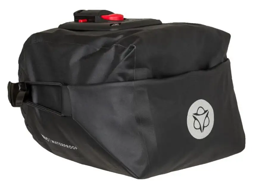 AGU Clean Sadelväska Shelter Medium Svart