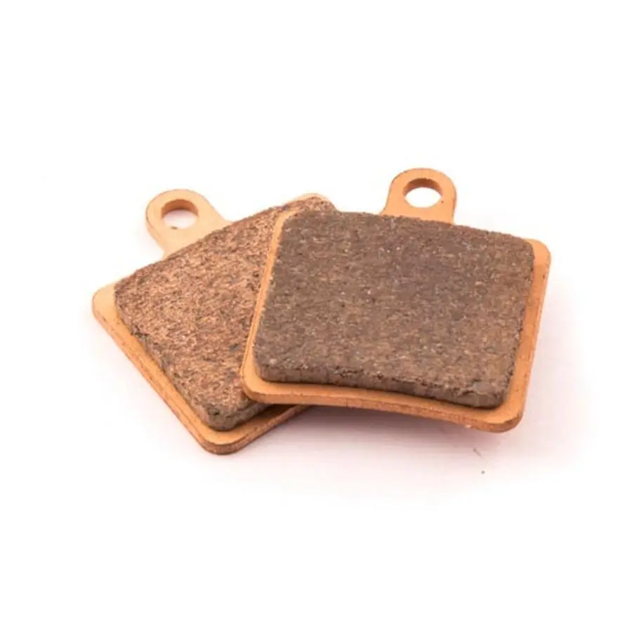 Ett par bromsbelägg Clarks Cycle Systems Sintered Hope
