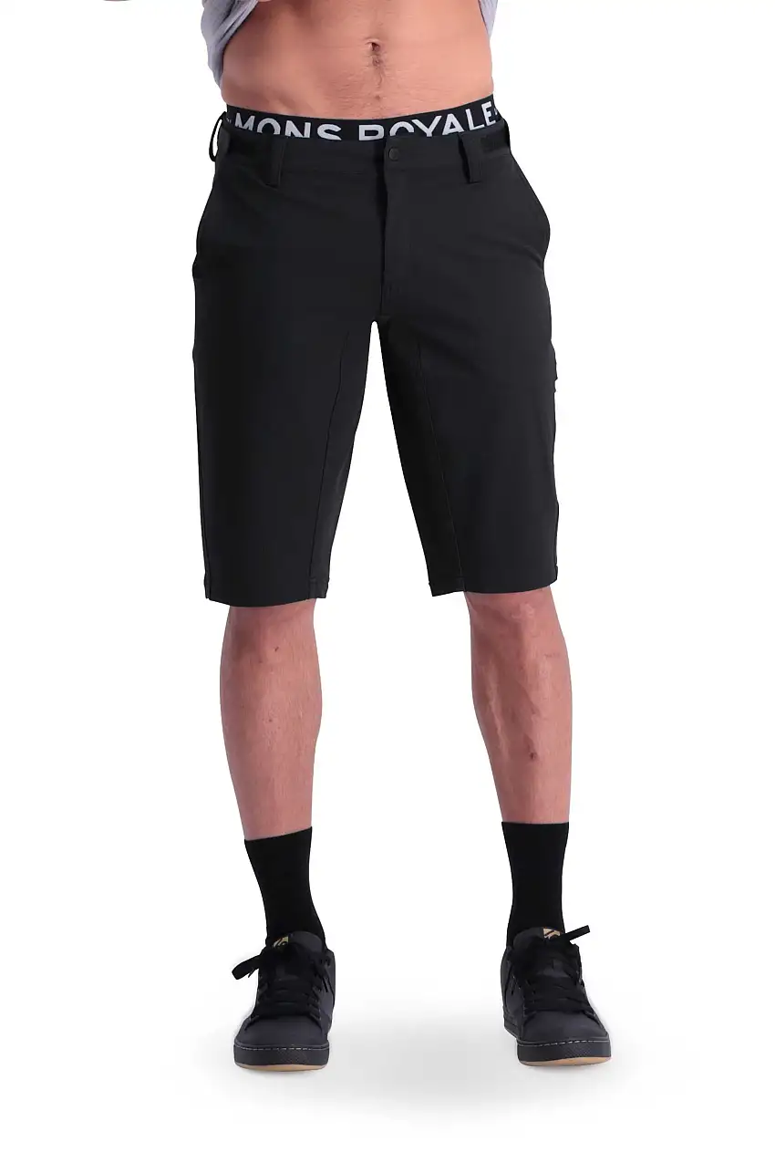 Baggy Shorts Mons Royal Wool Momentum svart