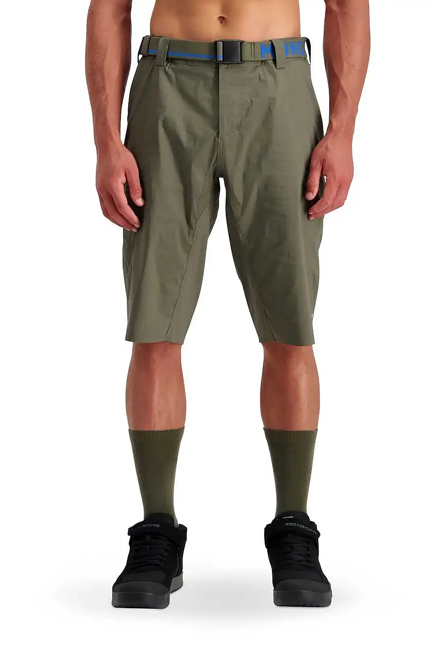 Baggy Shorts Mons Royal Wool Virage grön