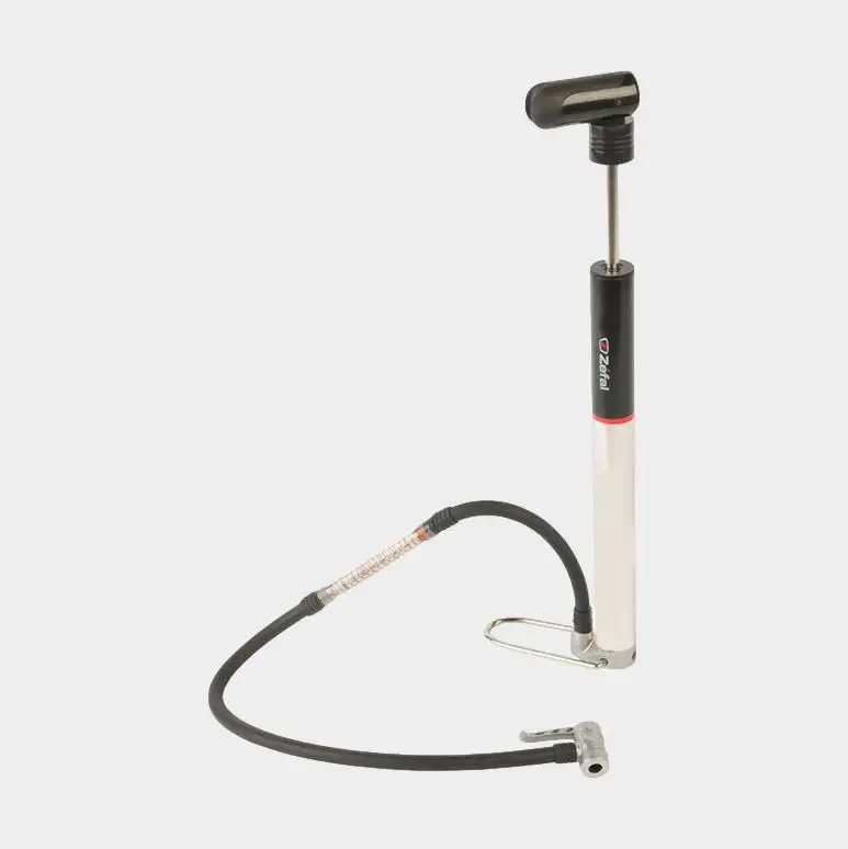 Minipump Zefal Profil Mini Rg01 Med Analog Tryckmätare (Manometer) Med Extern Slang silver