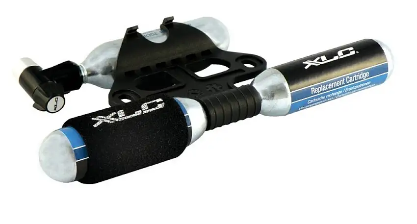 XLC kolsyrepump inkl. 3 x 16 g patroner