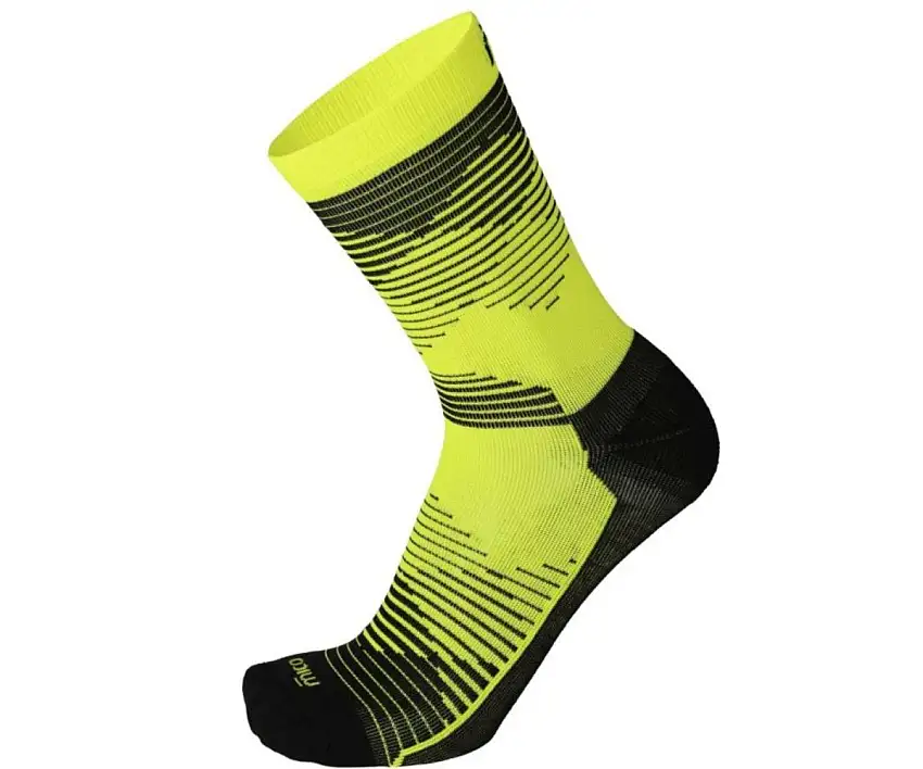 Mico Lightweight Extra Dry Run Crew Socks Yellow/Black dam