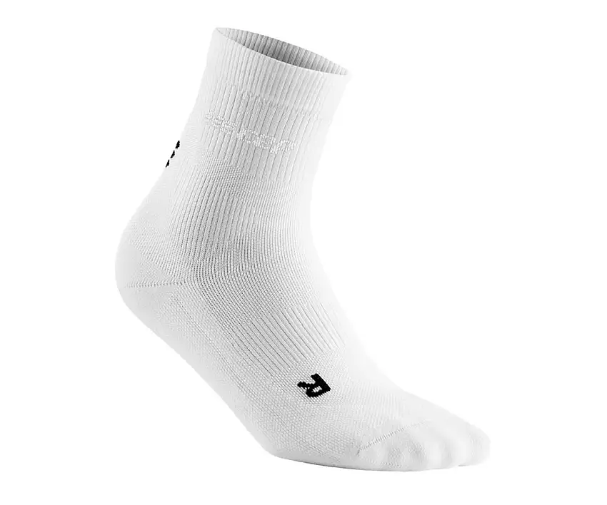 Cep Löparstrumpor Classic All White Socks Mid Cut dam