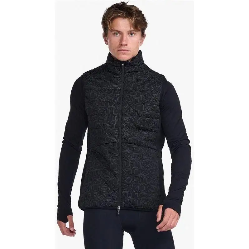 Löparväst 2XU Ignition Insulation Vest Herr Black/Abstract Monogram