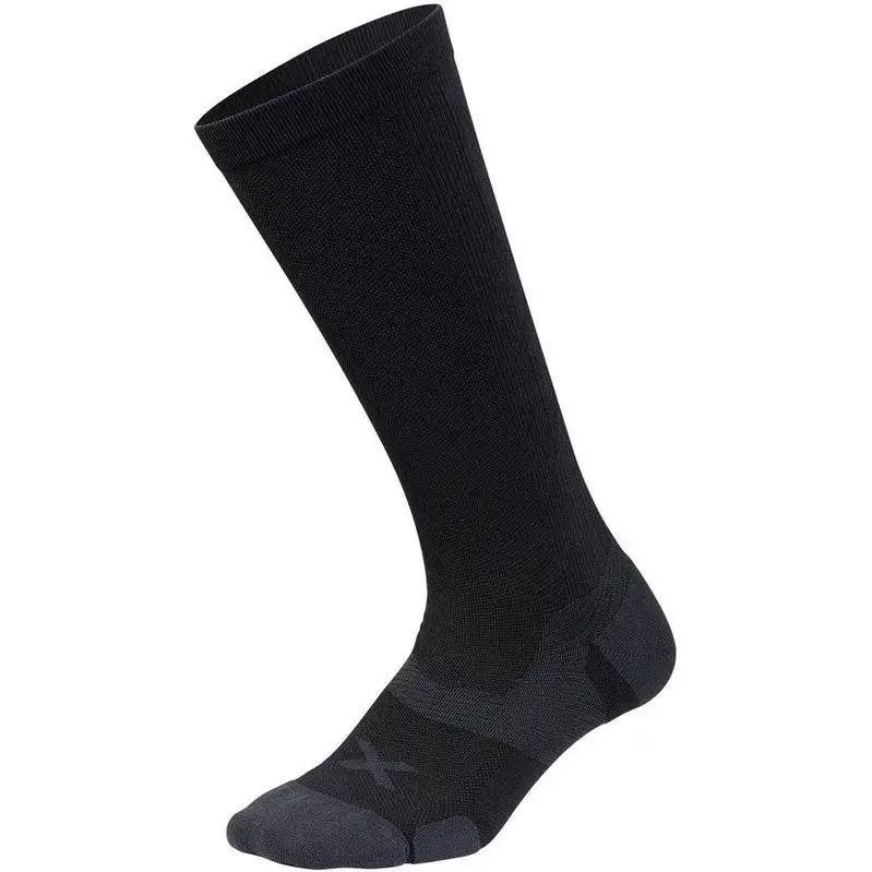 Löparstrumpor 2XU Vectr Full Length Socks Unisex Black/Titanium