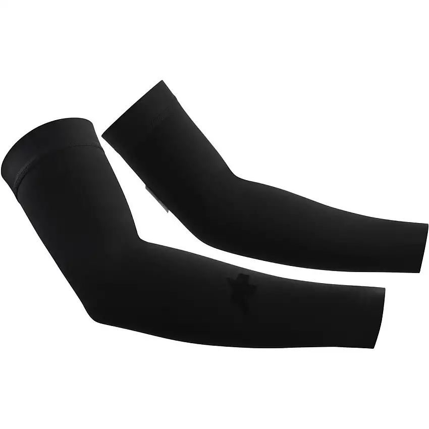Armvärmare Assos R Winter Arm Warmers P1 Black Series